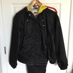 Womens Vintage NIKE Warm-up Suit